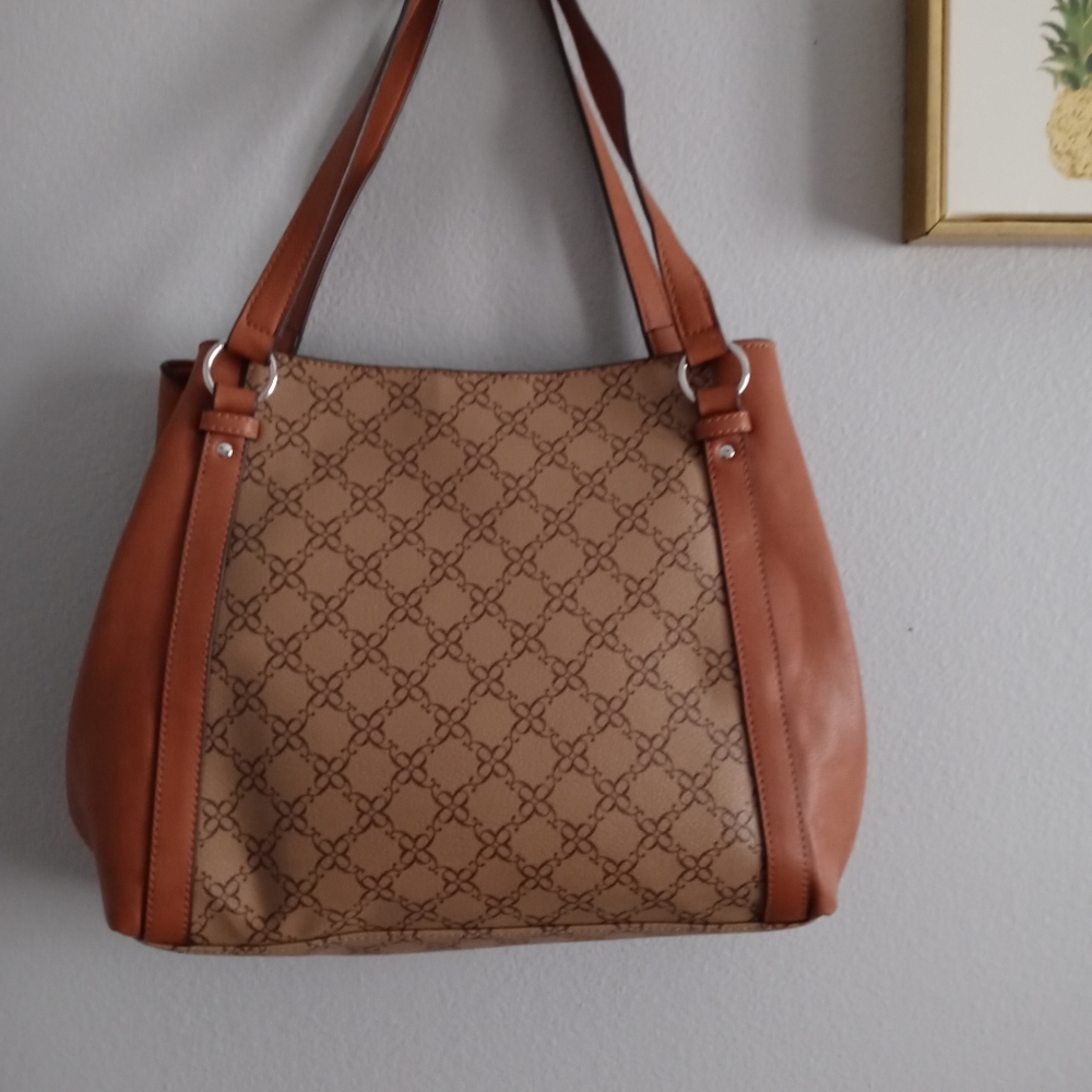 Nine West purse color brown Excellent Zippers Inside Good Condition - Picture 11 of 14